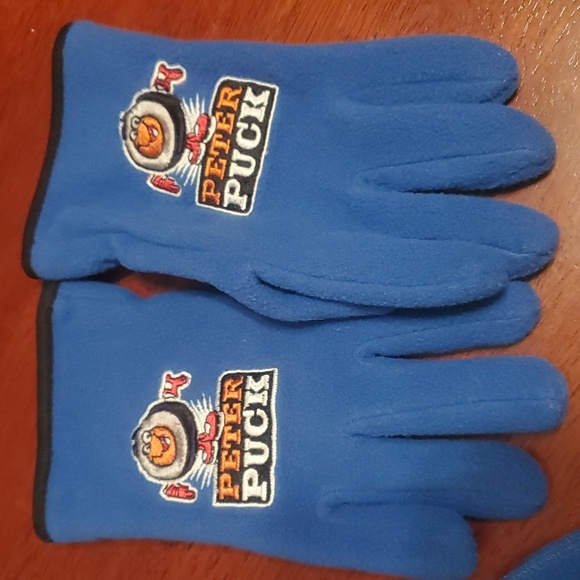 Peter Puck Scarf and Gloves Set Youth - Picture 4 of 7